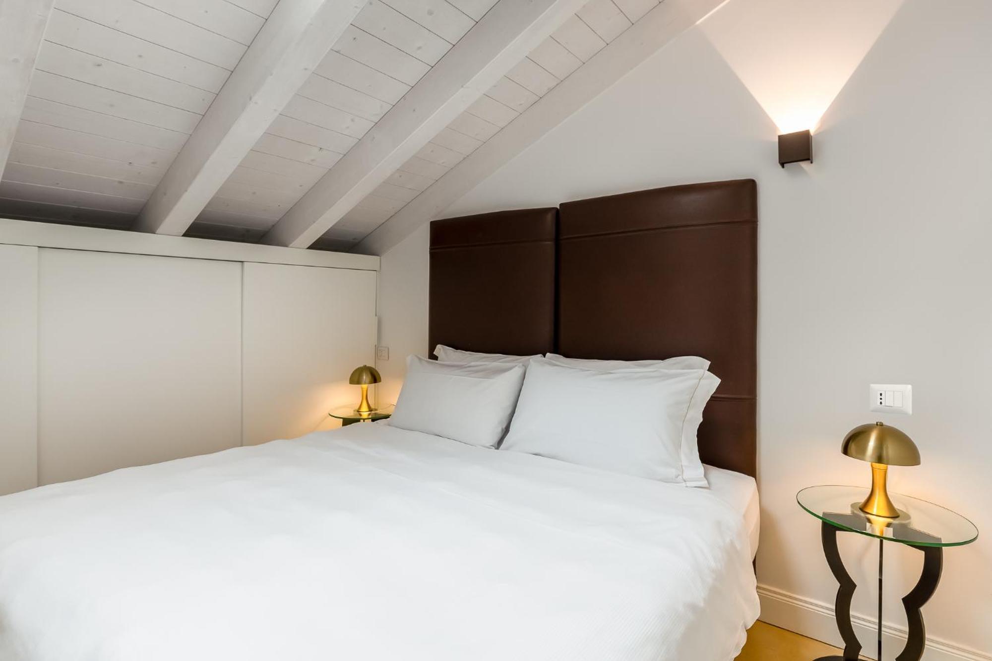 Allegroitalia Penthouse Montenapoleone Милано Екстериор снимка