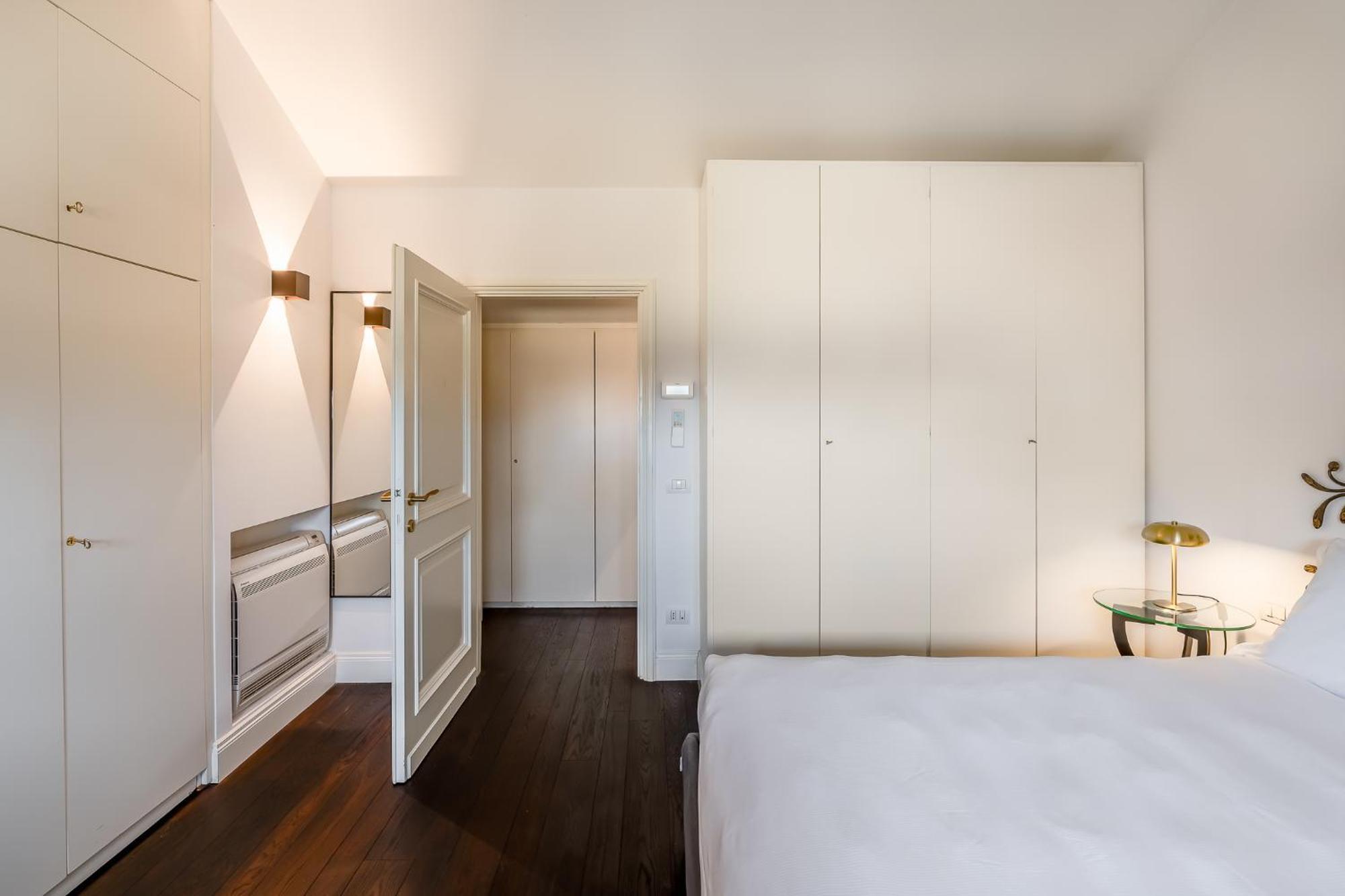 Allegroitalia Penthouse Montenapoleone Милано Екстериор снимка