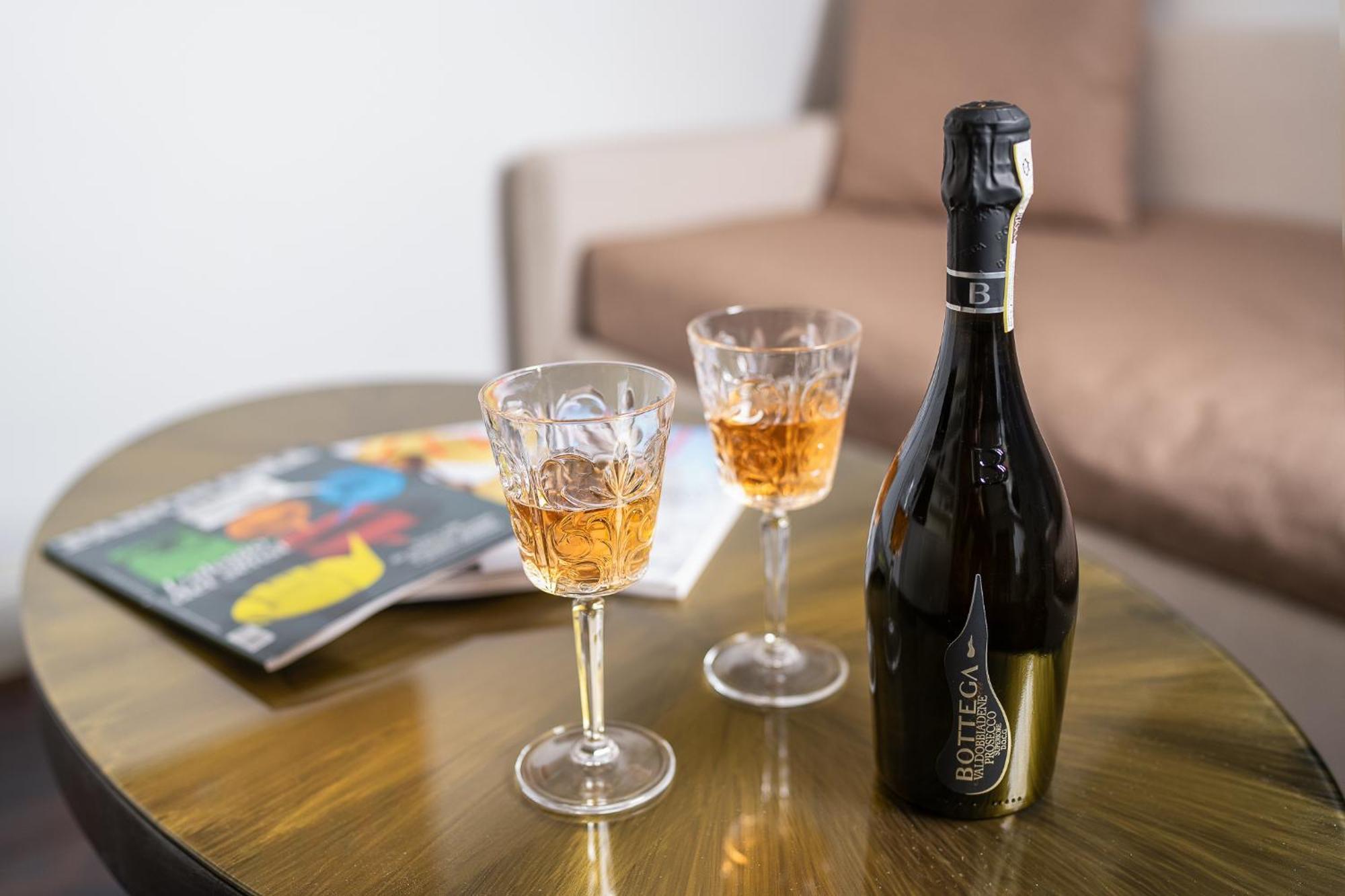 Allegroitalia Penthouse Montenapoleone Милано Екстериор снимка