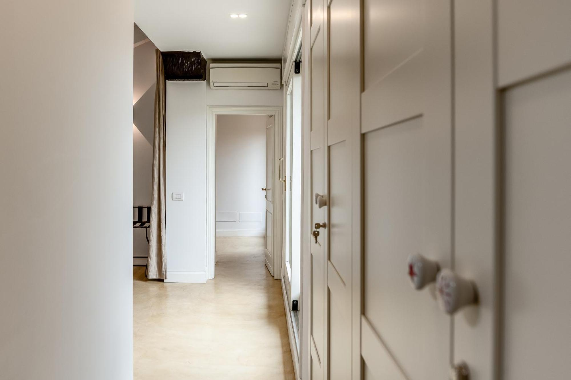 Allegroitalia Penthouse Montenapoleone Милано Екстериор снимка