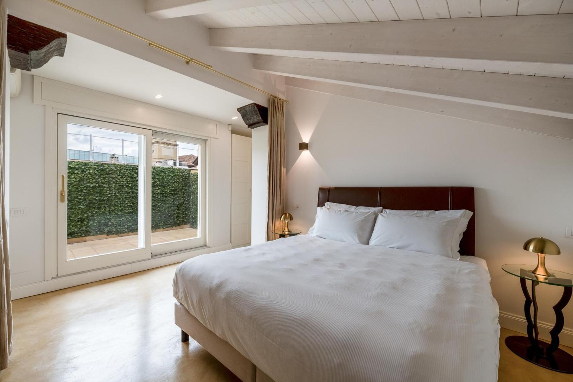 Allegroitalia Penthouse Montenapoleone Милано Екстериор снимка