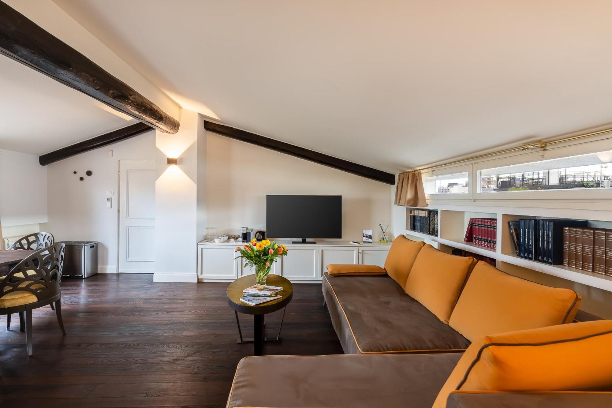 Allegroitalia Penthouse Montenapoleone Милано Екстериор снимка