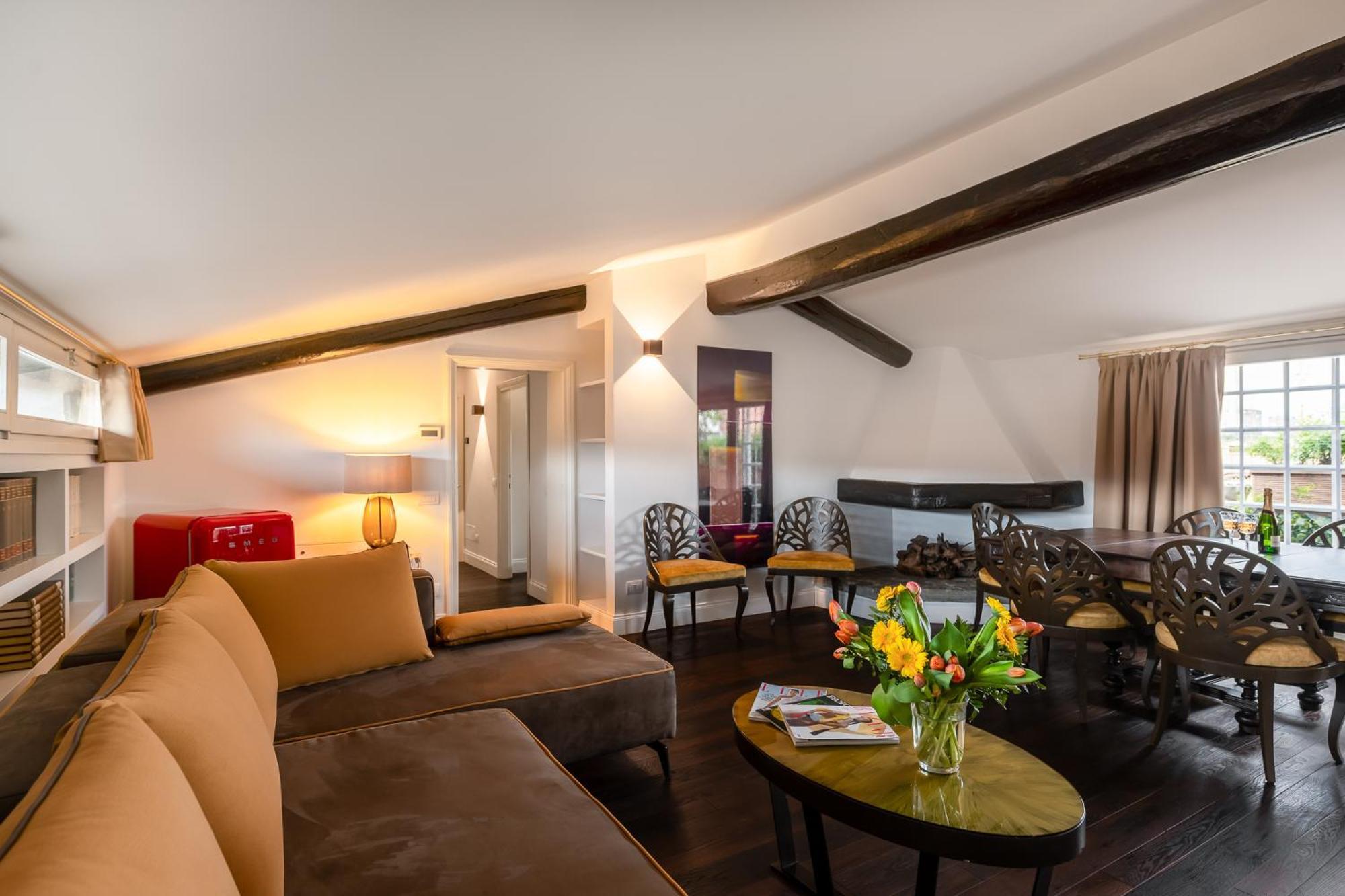 Allegroitalia Penthouse Montenapoleone Милано Екстериор снимка